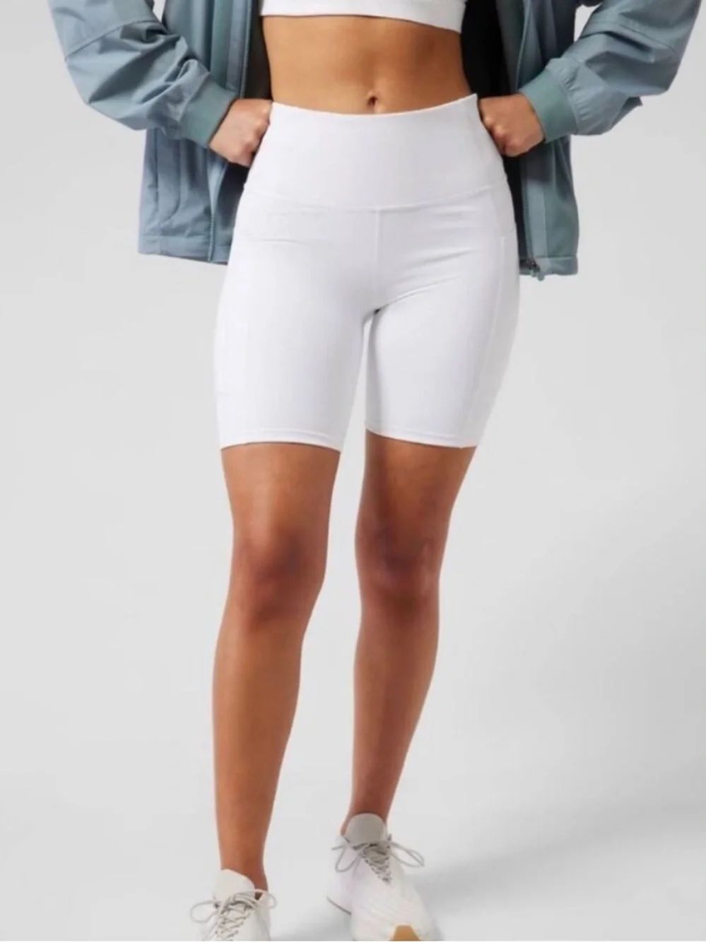 Athleta Womens Ultimate Stash II 7" Shorts White Size 1X
